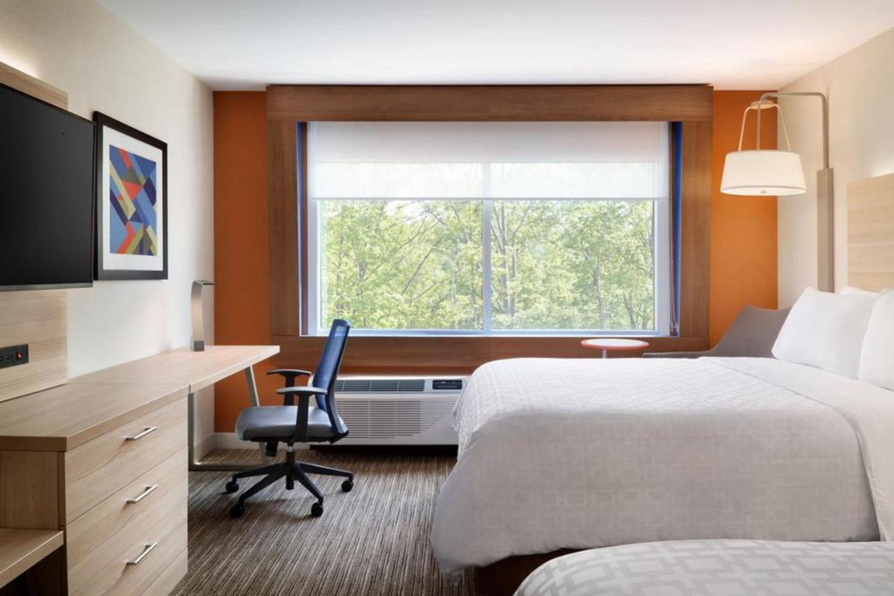 Holiday Inn Express & Suites - Goodland I-70 By Ihg Екстериор снимка