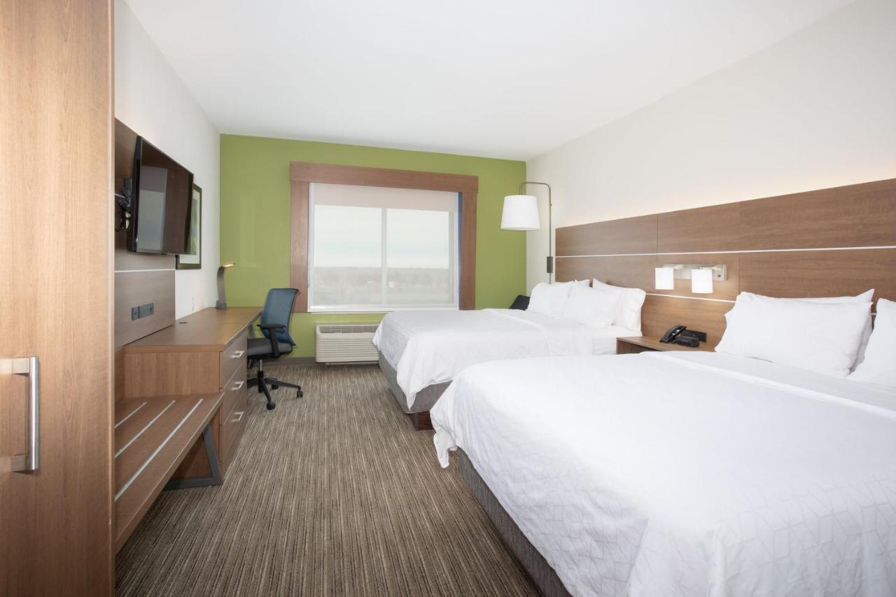 Holiday Inn Express & Suites - Goodland I-70 By Ihg Екстериор снимка
