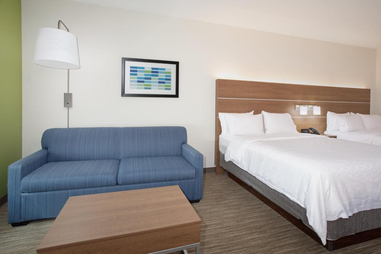 Holiday Inn Express & Suites - Goodland I-70 By Ihg Екстериор снимка